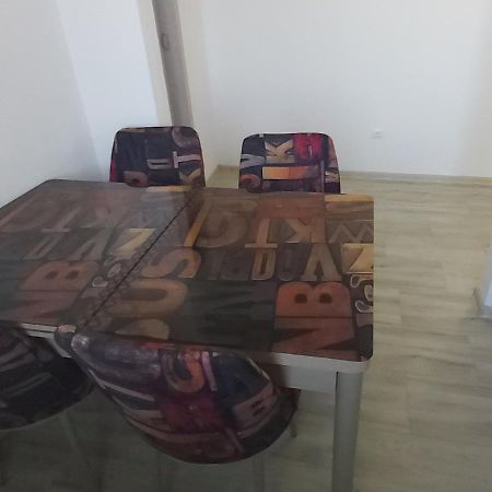Studio Elisa Apartman Karánsebes Kültér fotó